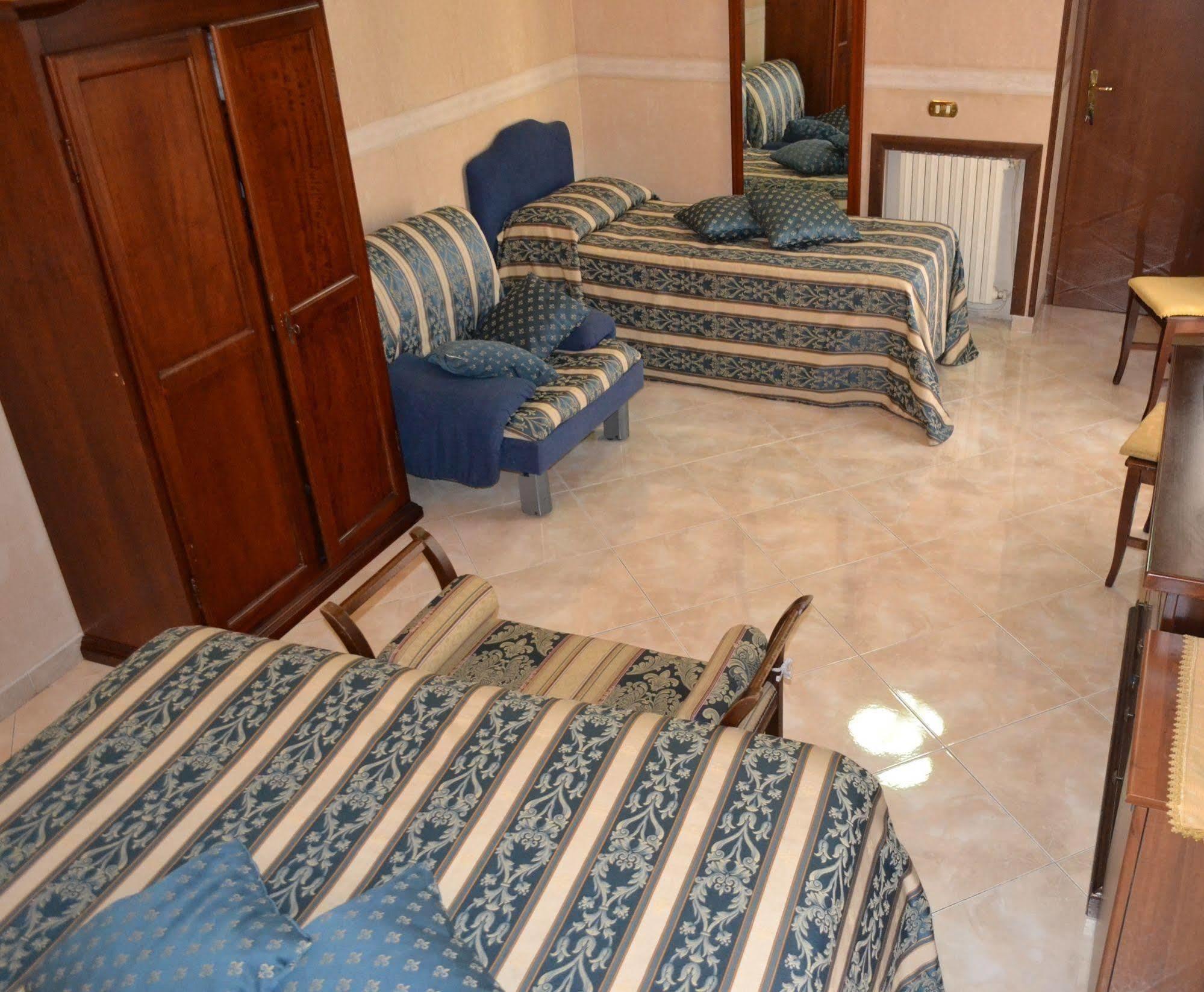 Toledo Bed & Breakfast Napoli Dış mekan fotoğraf