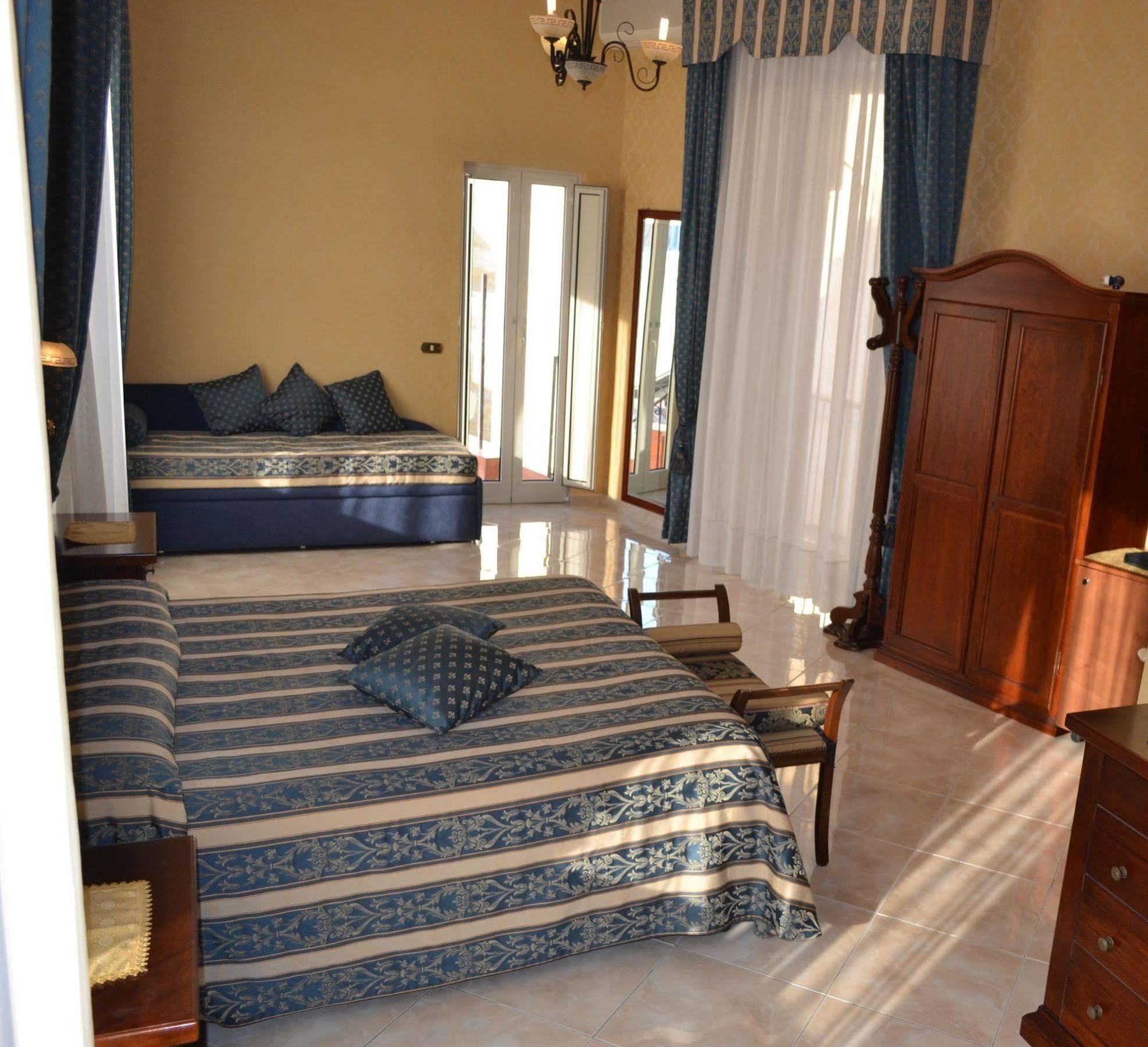 Toledo Bed & Breakfast Napoli Dış mekan fotoğraf