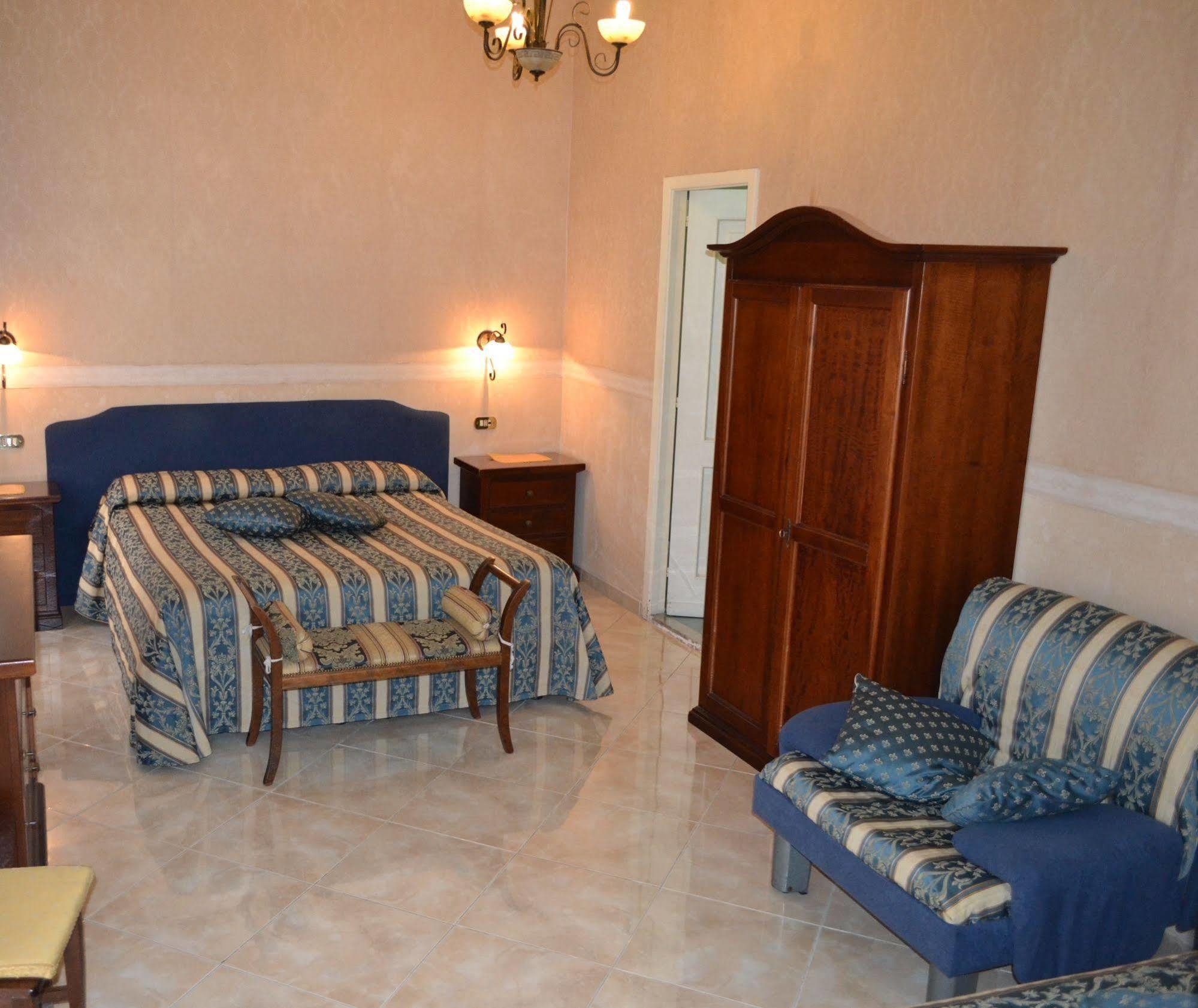 Toledo Bed & Breakfast Napoli Dış mekan fotoğraf